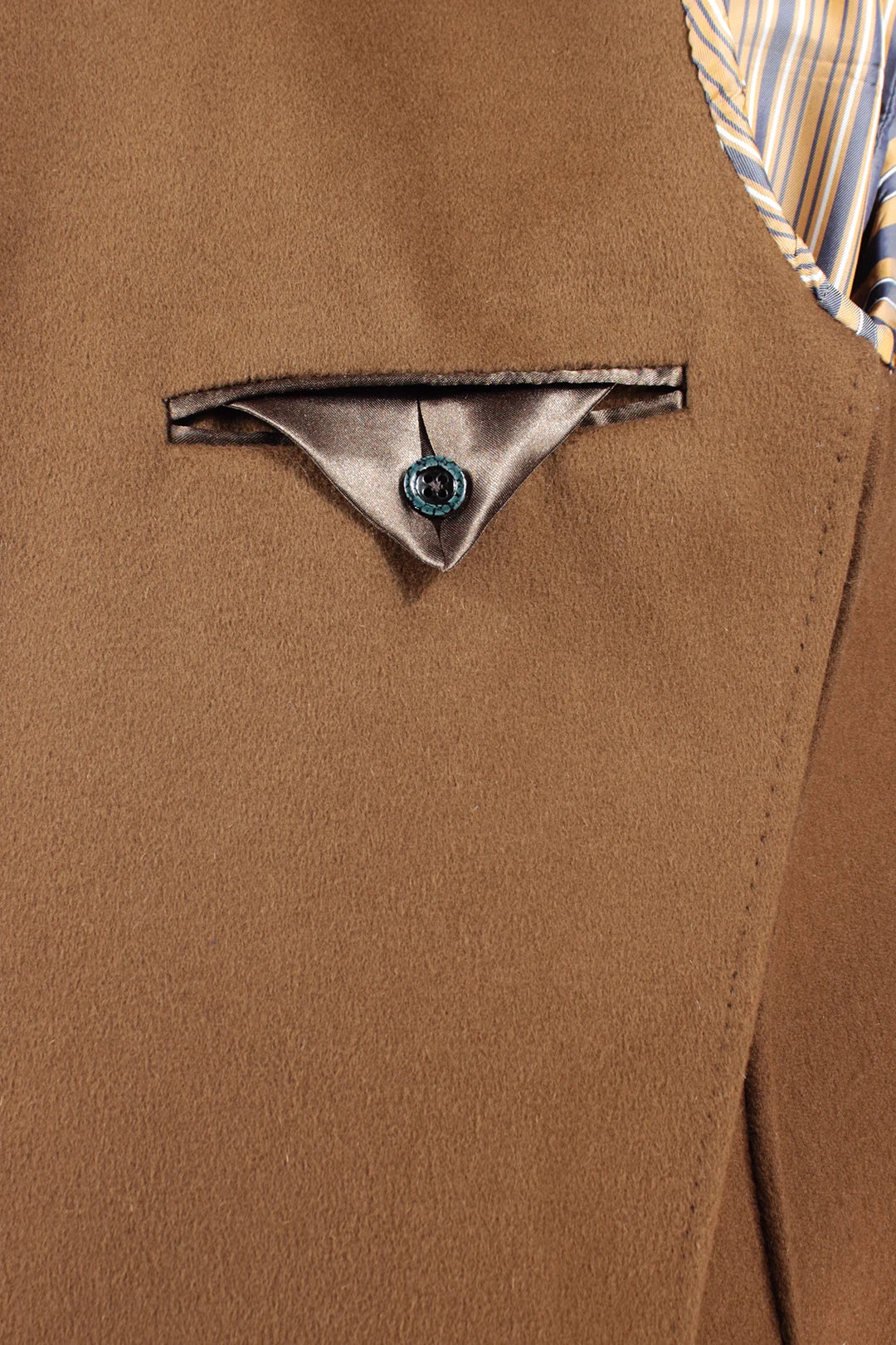 Cappotto in lana cammello taschino