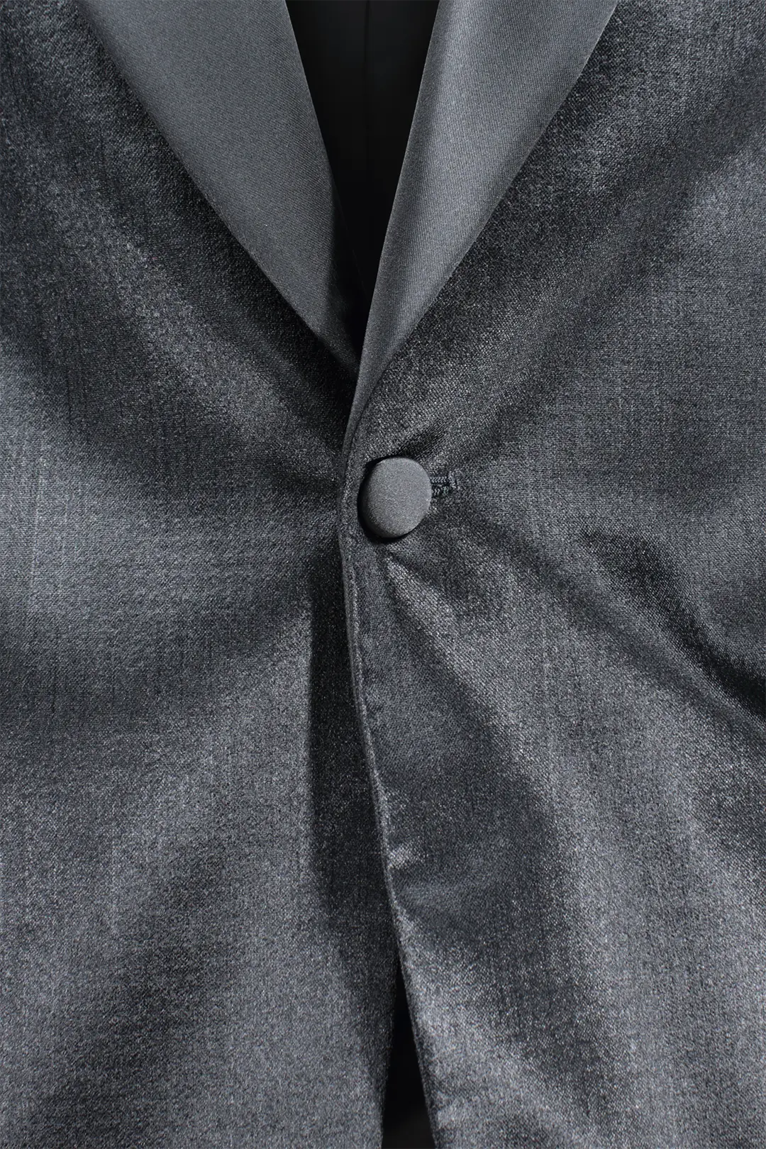 Giacca smoking in velluto martellato nero bottone