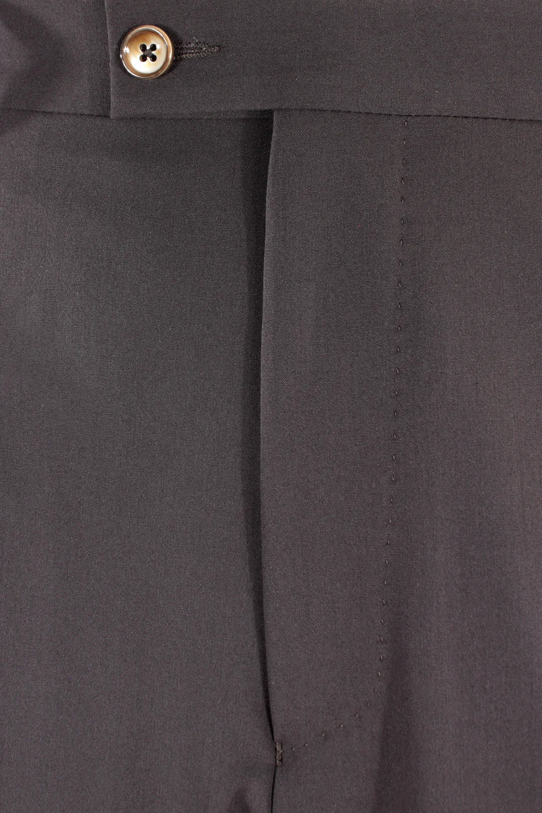 Pantalone loose fit con pince in jersey marrone patta