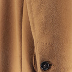 Cappotto in lana cammello manica