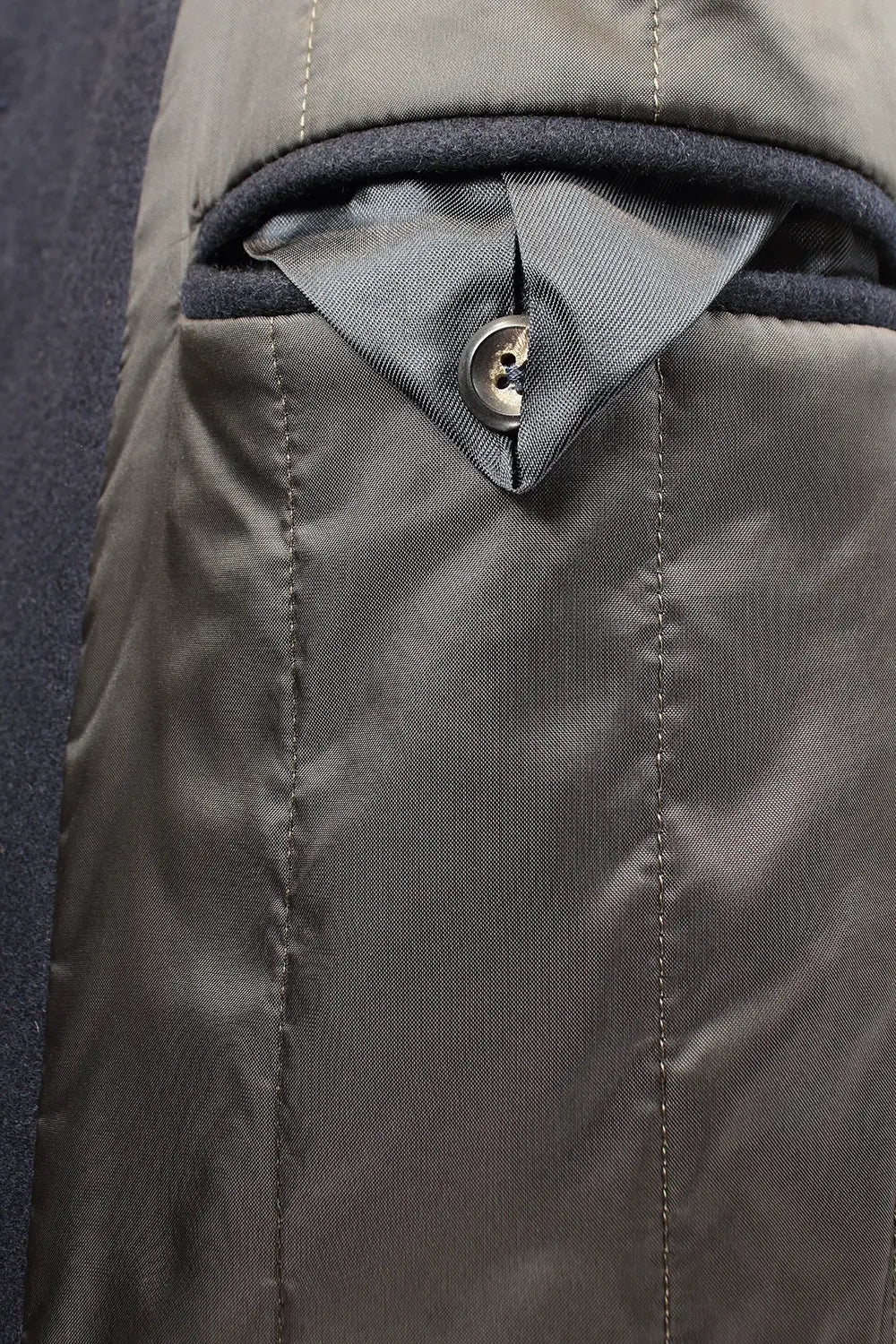 Cappotto trench in lana blu tasca interna