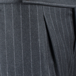 Pantalone con pince in flanella grigia gessata pince