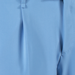Pantalone con una pince celeste patta