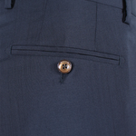 Pantalone con una pince in lana blu scuro tasca