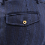 Pantalone con due pinces in lana a righe blu tasca