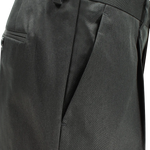 Pantalone con una pince in cotone nero tasca