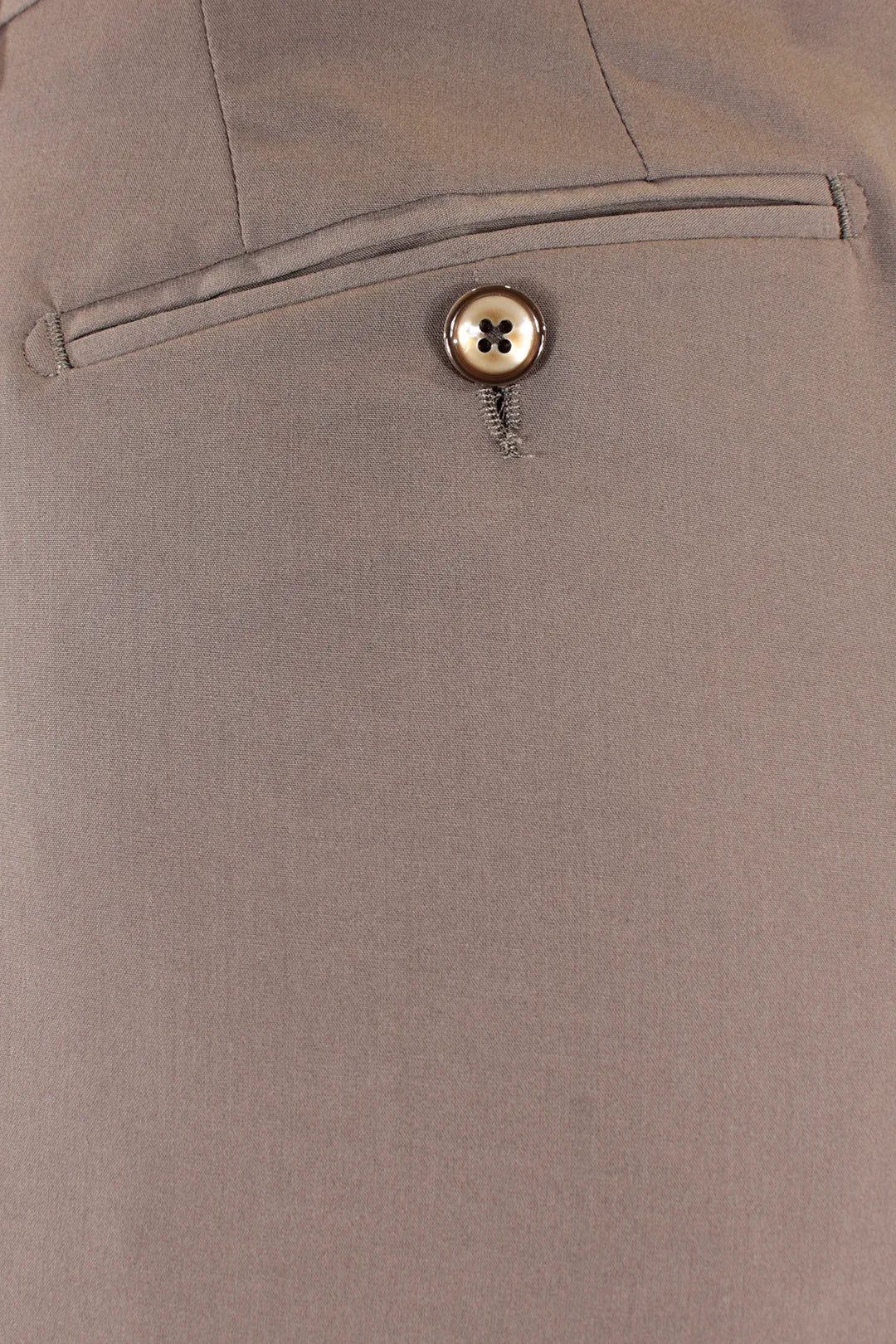 Pantalone loose fit con pince in jersey greige taschino
