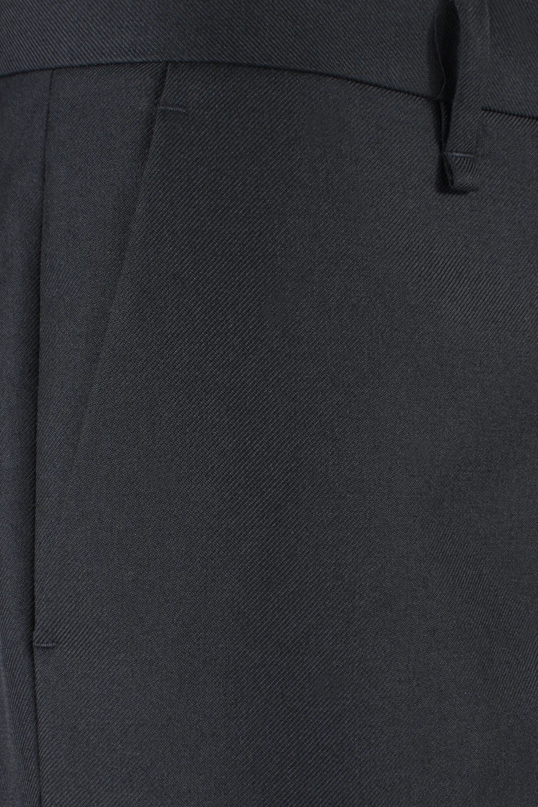 Pantalone loose fit in lana nera tasca