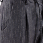 Pantalone pince e coulisse in jersey blu gessato tasca