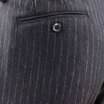 Pantalone pince e coulisse in jersey blu gessato taschino