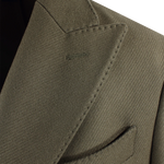Cappotto doppiopetto in lana verde militare rever