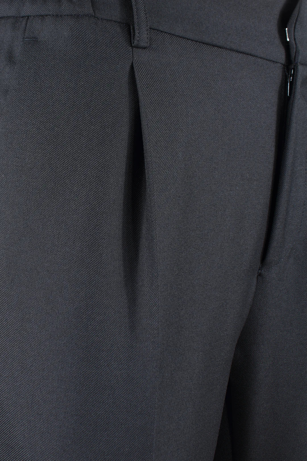 Pantalone con pince in lana nera pince