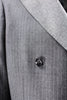 Giacca doppiopetto in lana grigia gessata bottone