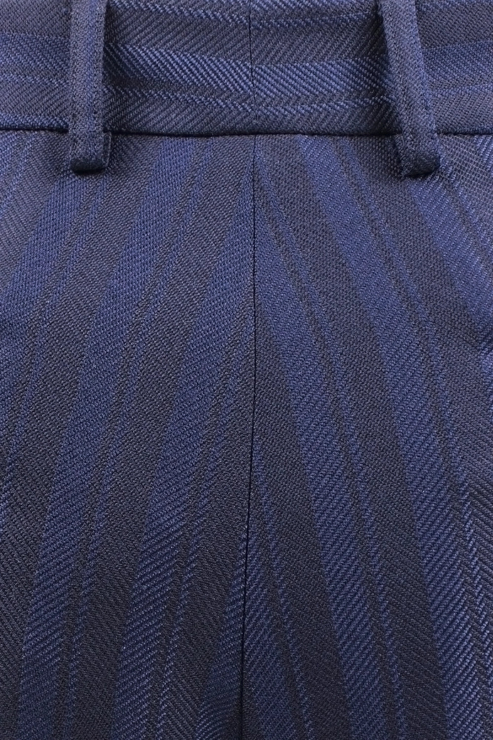 Pantalone con due pinces in lana a righe blu tassuto